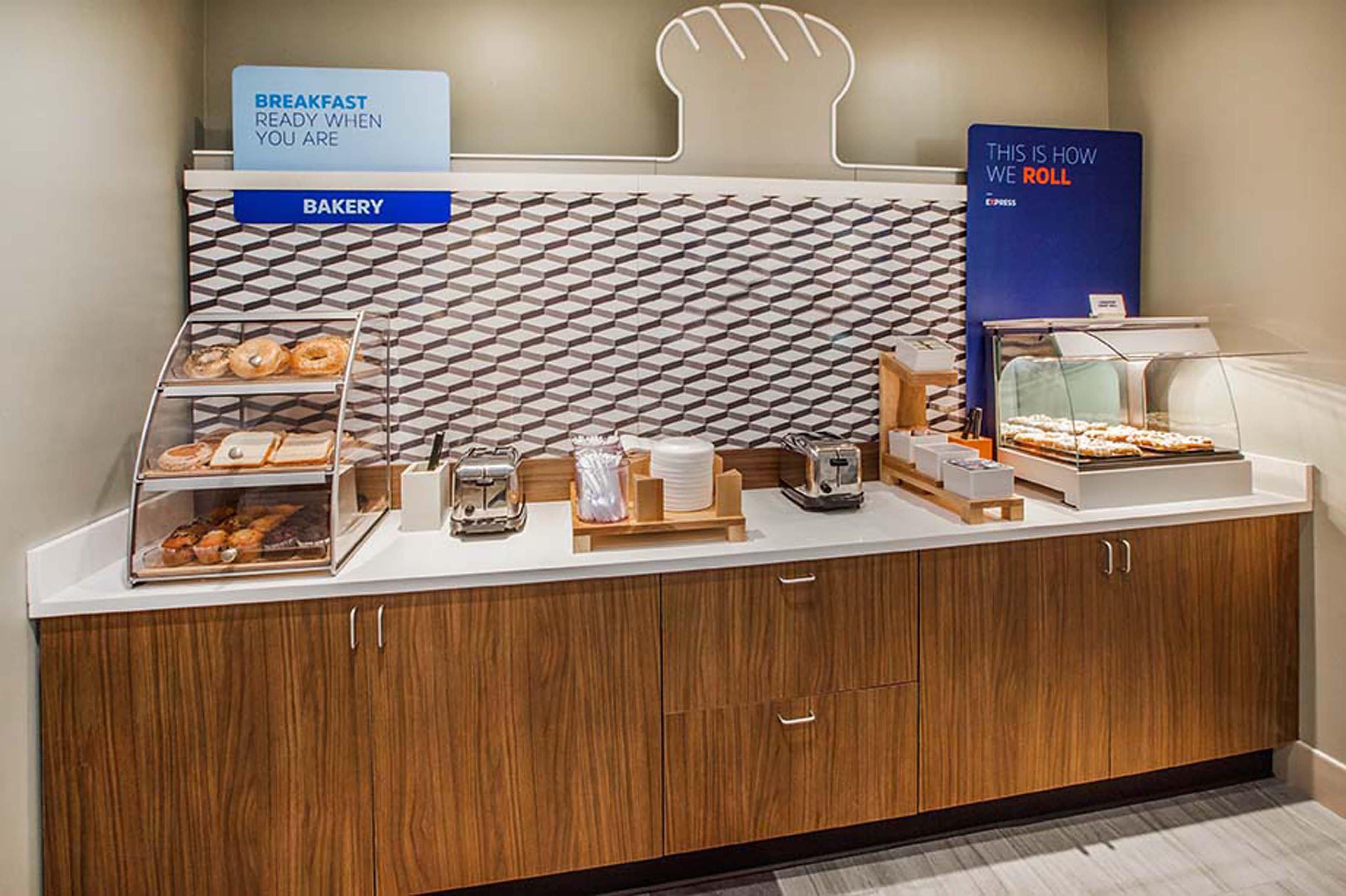 Holiday Inn Express Hotel & Suites Knoxville By Ihg Exteriér fotografie
